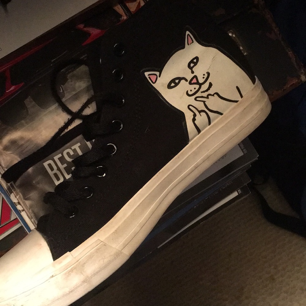 slightly worn conver ripndips